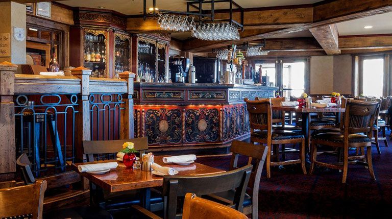 Stein Eriksen Lodge Gilt Bar