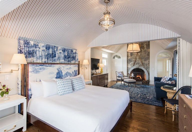 The White Barn Inn room